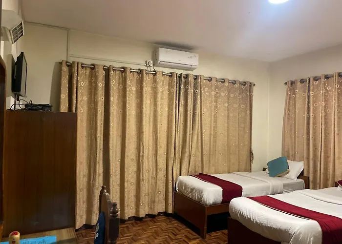Hotel Holidays Nomad 3*